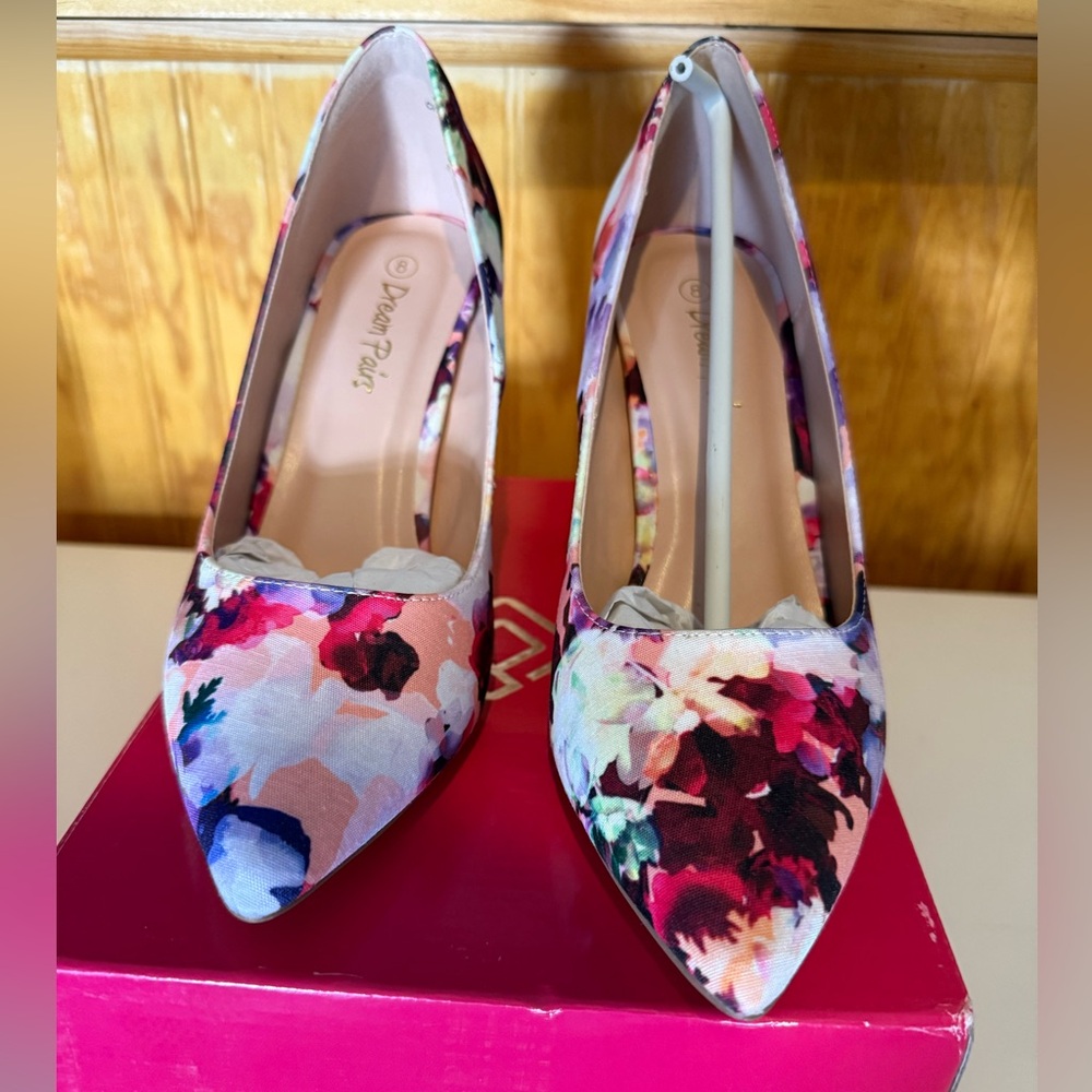 Dream Pairs Vibrant Floral Heels